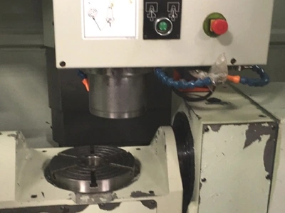 USED 2009 HURCO VM10U
