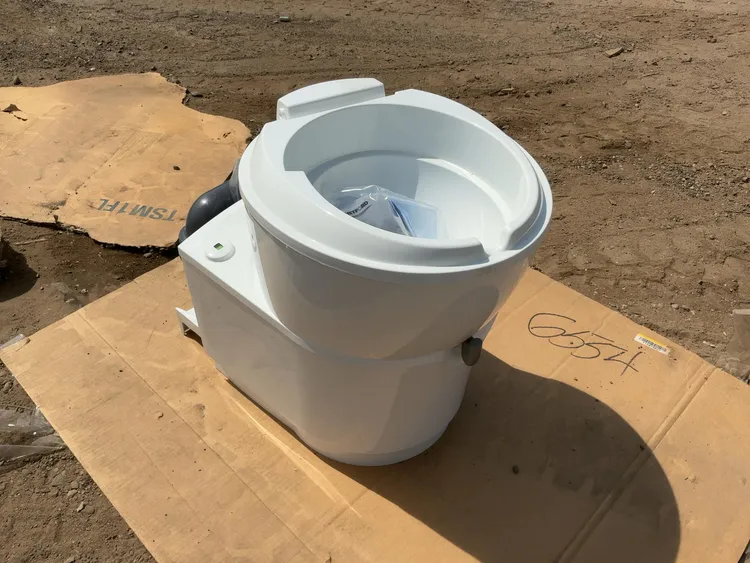 Used _UNKNOWN_ _UNKNOWN_ Plumbing Equipment Michigan US | Miedema Asset Management Group #1183461