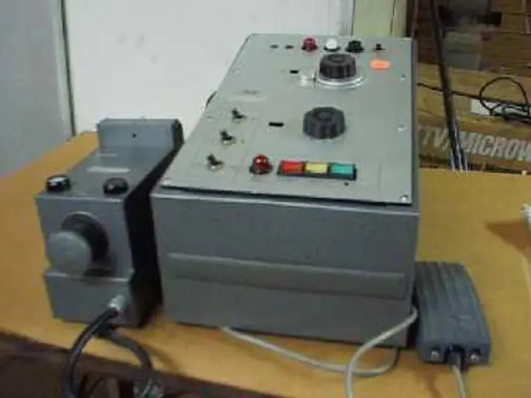 Used LEITZ _UNKNOWN_ Microscope Accessories Texas US | Bamko Surplus Process Equipment #937510