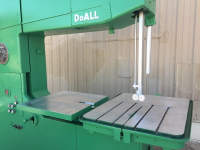 60" DoAll Vert. Band Saw