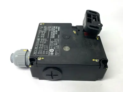USED OMRON D4NL-1HFG-B