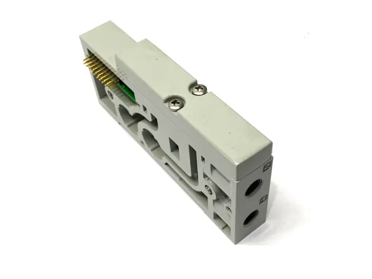 Used Numatics Pneumatic Manifold Block 1/8" w/ 256-152 Rev. G Double Z-Board Parts (Hydraulics and Pneumatics) Michigan US | Maverick Industrial Sales #1395125