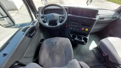 2019 INTERNATIONAL LT625 Sleeper Truck Tractor | Platinum Group (37)