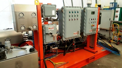 Swaco 518 FH HV oilfield decanter centrifuge skid, Duplex SS.