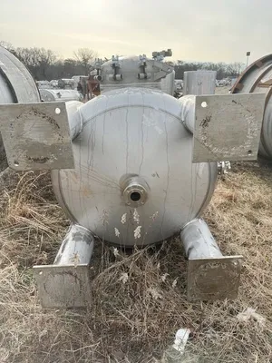 2001 STEEL-PRO INC. 2,000 Gallon Stainless Steel Tanks | Perry Equipment (7)