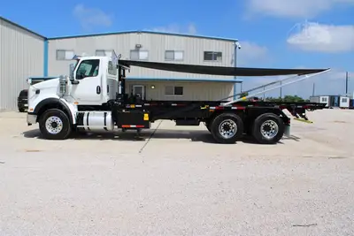 New | in-Stock 2026 INTERNATIONAL HX Rolloff Trucks Texas US | Roll Off Truck World #1491804