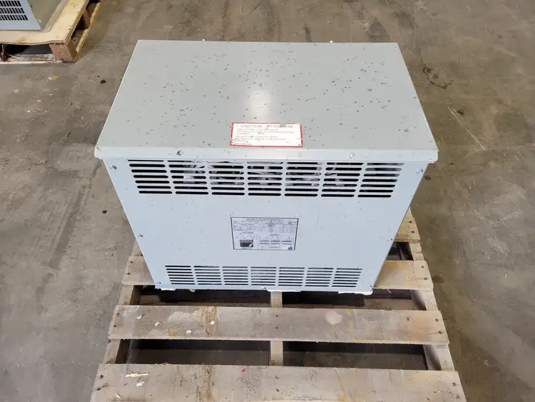 Used FEDERAL PIONEER CLASS 220 Transformers British Columbia CA | Lenmark #835229