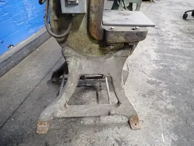 12" X 12" Obi Punch Press