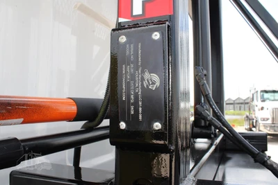 New | in-Stock 2027 WESTERN STAR 47X Hooklifts & Roll-Offs Texas US | Roll Off Truck World #1492010