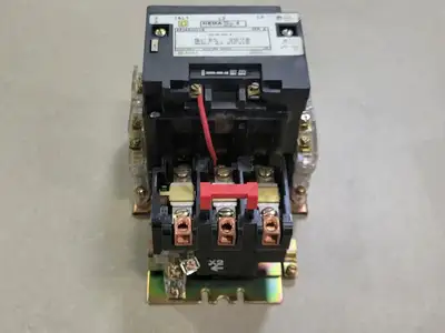 USED SQUARE D 8536SD01S