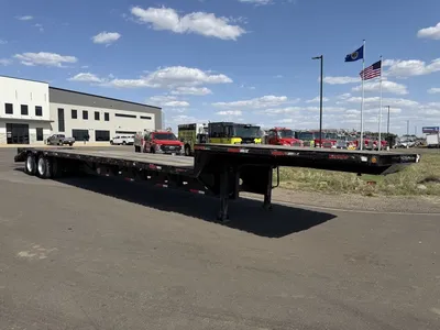 Used 2013 BLACKSTONE DOVE TAIL STEP DECK Flatbed Trailers Minnesota US | Carco Truck & Equipment #1513948