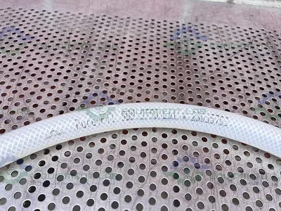 USED SAINT GOBAIN SBP 0750 PURE FIT 96" HOSE W/ 3/4" TO 1 1/2" SANITARY FITTING 90PSI