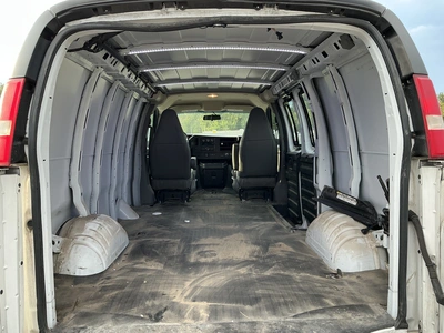 Used 2018 CHEVROLET EXPRESS G2500 Vans Michigan US | Miedema Asset Management Group #1397244