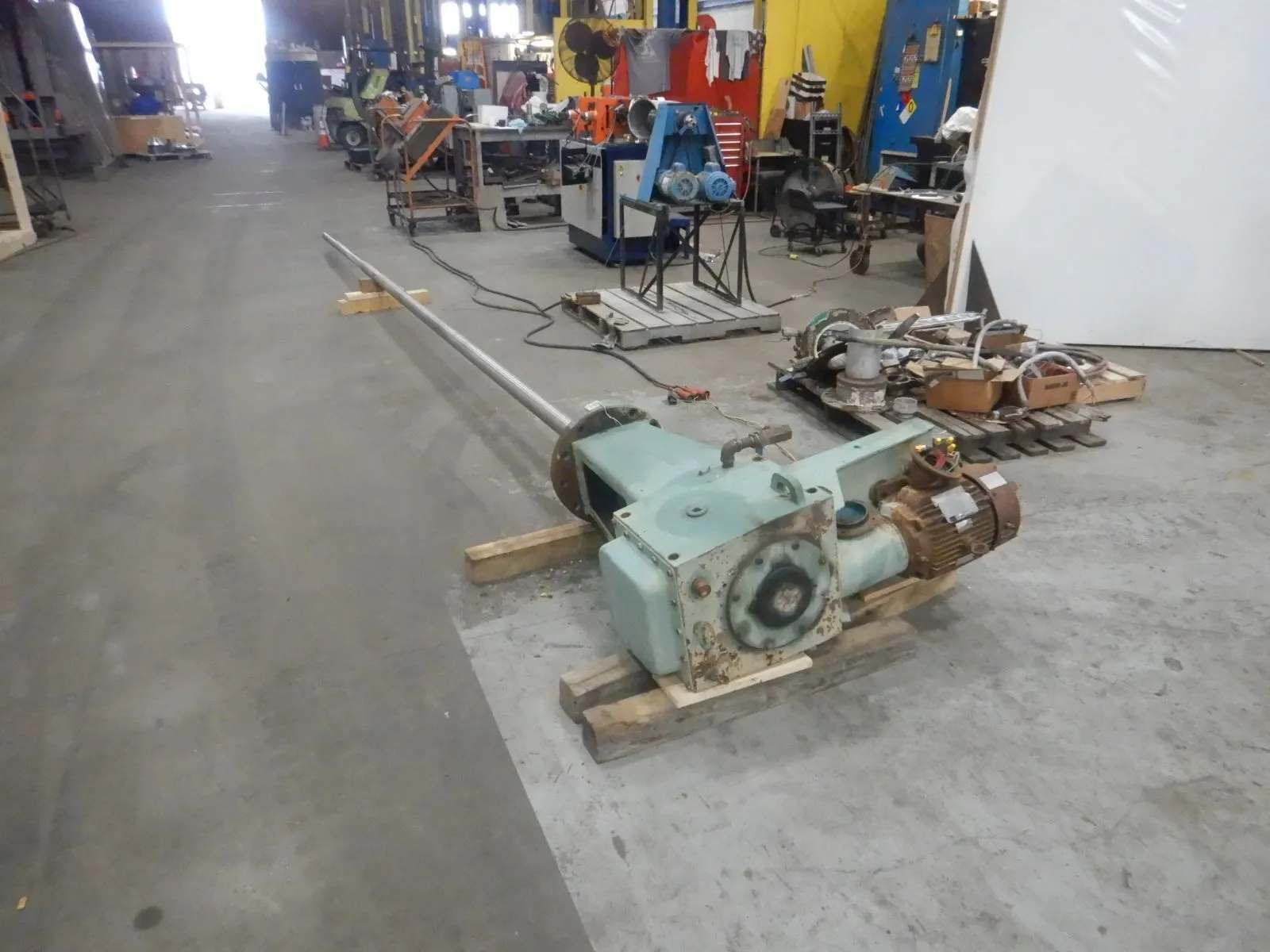 Used Lightnin 2 HP Agitators, Blenders, Mixers New Jersey US | Perry Equipment #118296