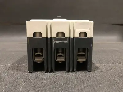 USED ALLEN-BRADLEY 140U-I3C3-C30