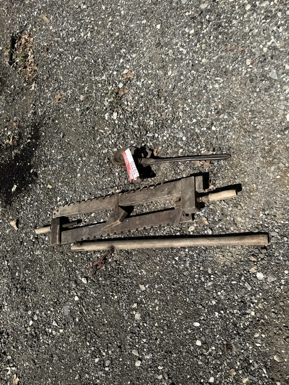 Used _UNKNOWN_ _UNKNOWN_ Clamps Michigan US | Miedema Asset Management Group #1312535