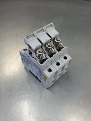 Cooper Bussmann CHCC (W20) 600V 30A 3-Pole Fuse Holder w/Fuses. 4B-35