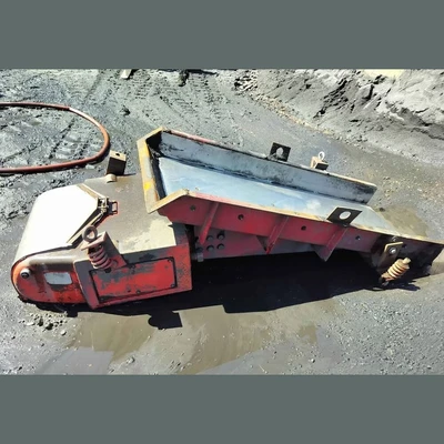 Syntron 29in Wide x 6ft Long Vibrating Pan Feeder