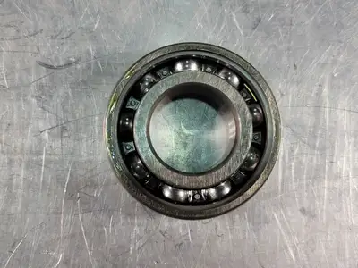 NEW SKF 6205-RS1