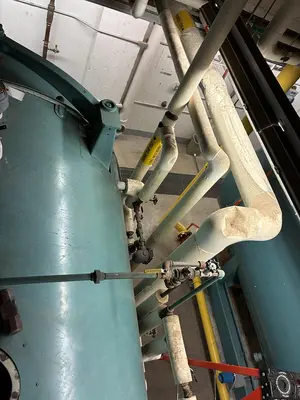 USED 2002 CLEAVER BROOKS CBI200-350-015