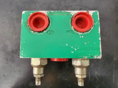 USED SAUER DANFOSS 1LLC1201B12S00000R2