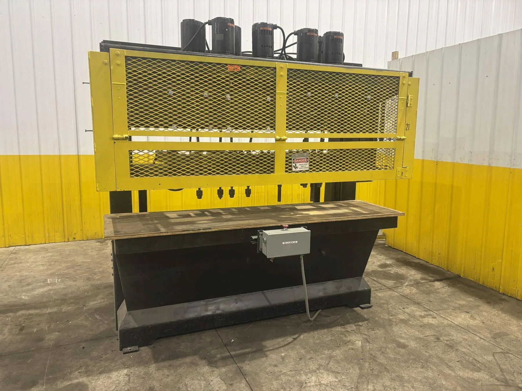 8 SPINDLE X 24" X 86" CEMCO MULTI-HEAD GANG DRILL & BORING MACHINE: STOCK #22927