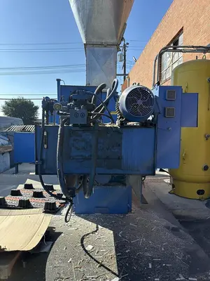 USED BALEMASTER 4030G-8 AUTO-TIE BALER