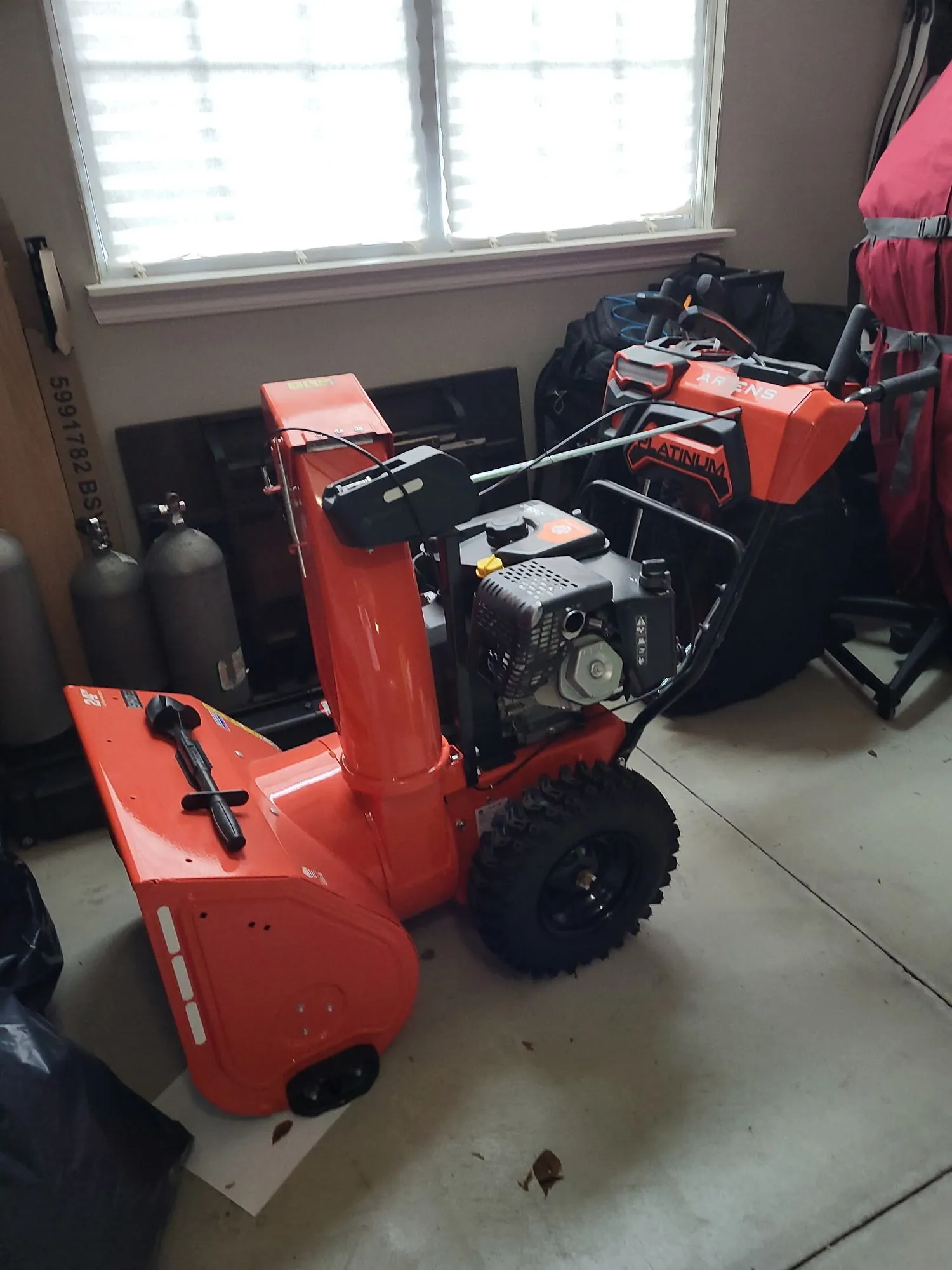Used 2024 ARIENS PLATINUM 24 SHO Snow Blowers Ohio US | Nasir Forney #1420629