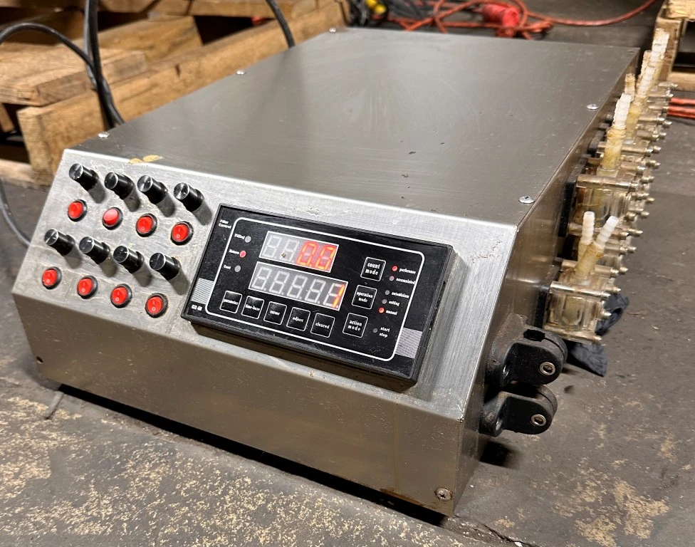 GZL-50 METER PUMPING SYSTEM - 8 PUMPS