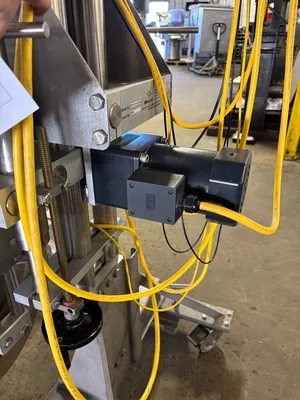 USED ULTRASOURCE Posi 200