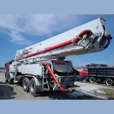 Mack 688S Concrete Pump Truck