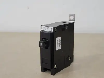 USED EATON M1640