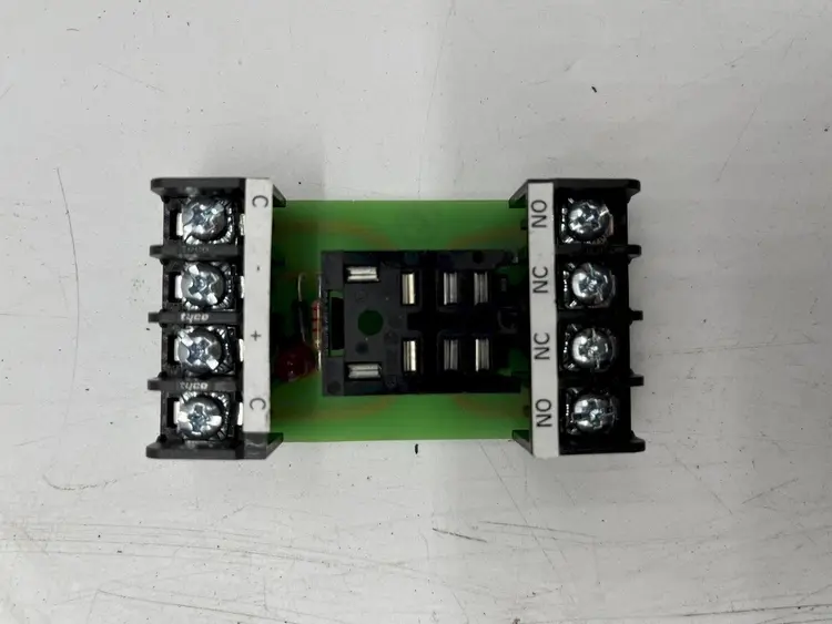 Used CINCINNATI INC _UNKNOWN_ Printed Circuit Board Equipment Ohio US | Yoder Brothers machinery 5 #90526