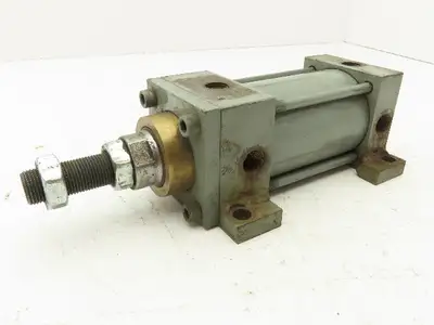 Lynair Series LH Hydraulic Cylinder 2.5" Bore 2" Stroke 1500 PSI Foot Mount