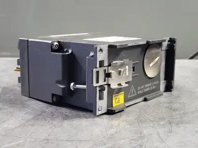 USED SIEMENS 6GK5208-0BA00-2AA3