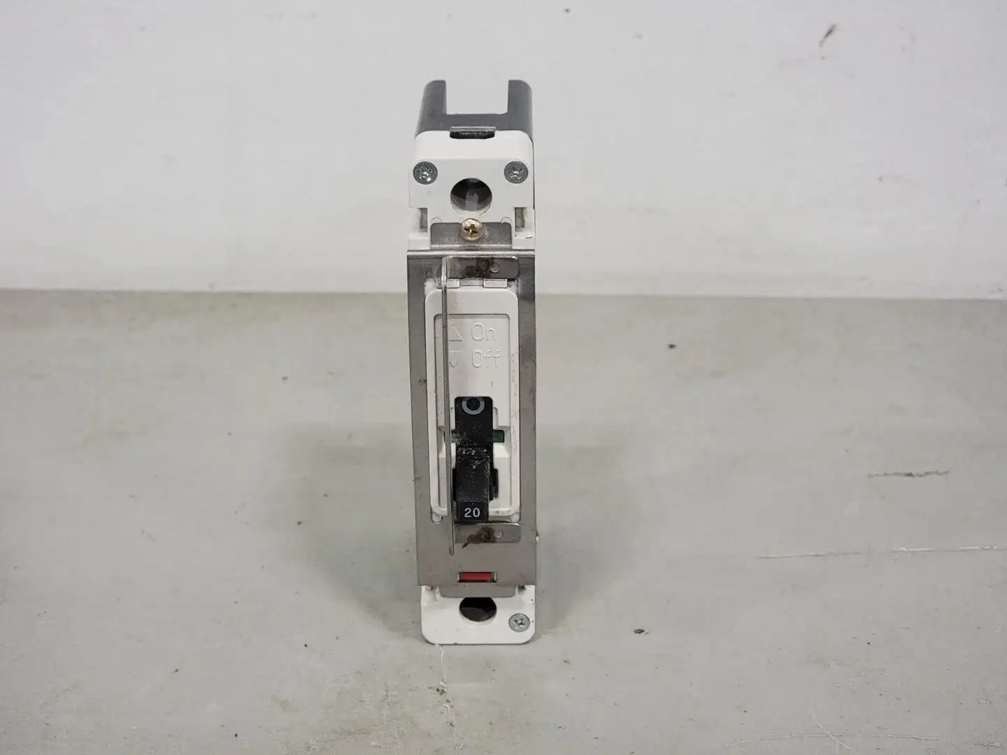 USED EATON FD1020