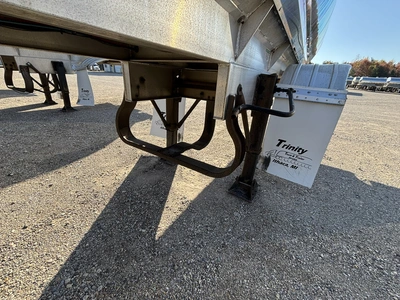 Used 2015 WALKER MILK TANKER TRAILER Liquid Supply Trailers Michigan US | Miedema Asset Management Group #1709444