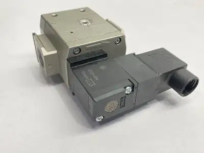 USED SMC SOFT START PNEUMATIC VALVE 3/8" PORTS