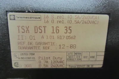 USED TELEMECANIQUE TSX-DST-1635 OUTPUT MODULE TSXDST1635