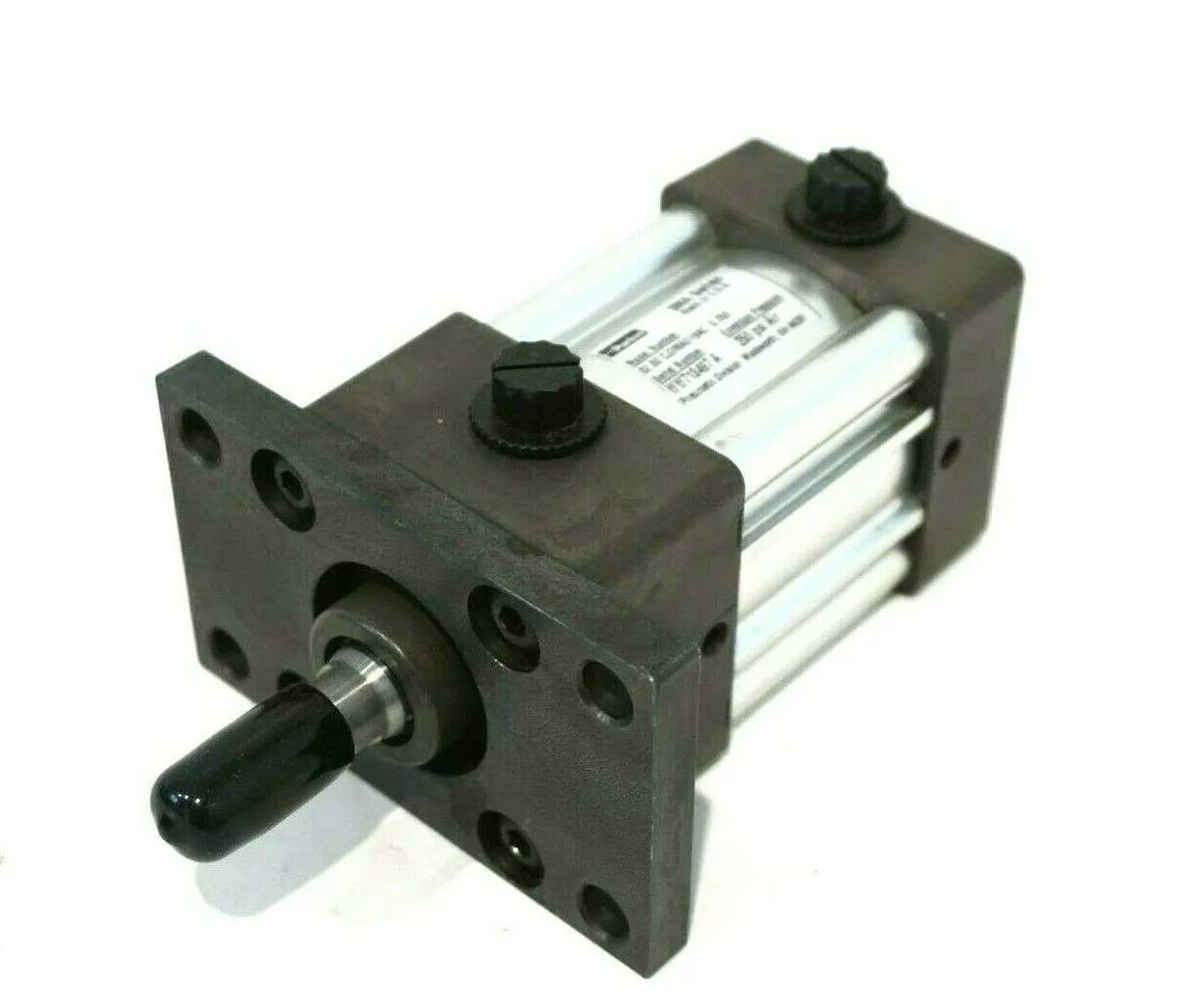 NEW PARKER 02.00 CJ3MAU18AC 0.750 CYLINDER SER.3MA 0200CJ3MAU18AC0750