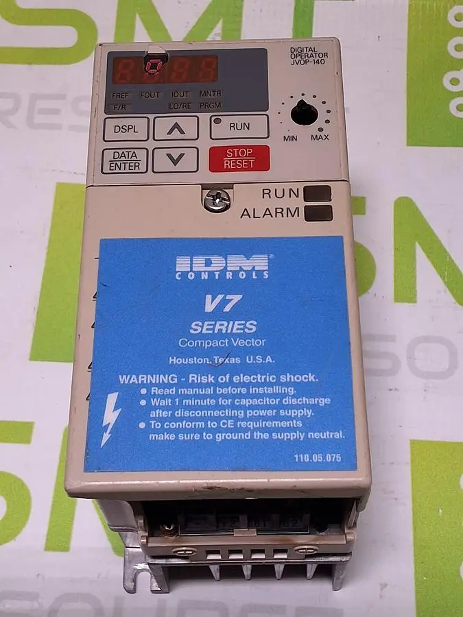 IDM CONTROLS CIMR-V7AU20P4 3 PHASE INVERTER DRIVE *MINOR DAMAGE*