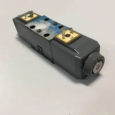 USED VICKERS DG4V-3-6C-M-U-HL7-60