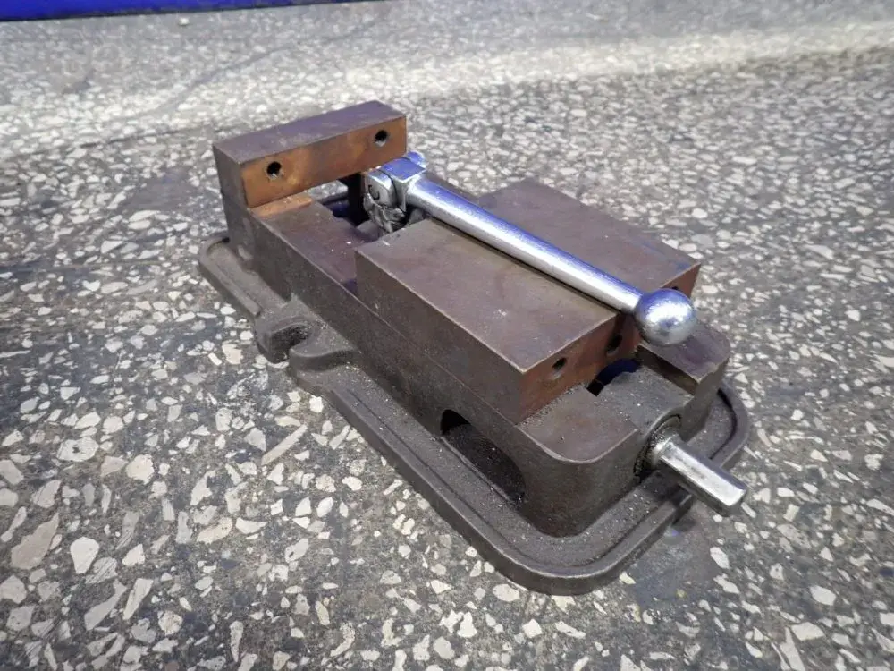 USED KENNAMETAL D60