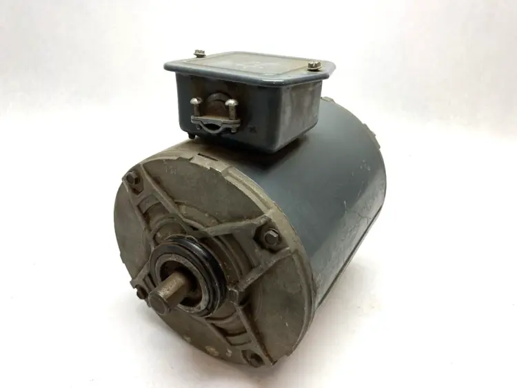 Used GE 1/2HP 208/230/460 3P 1140 RPM 56FR K541 Dual Shaft Motor A.C. Motors Michigan US | Maverick Industrial Sales #1460808