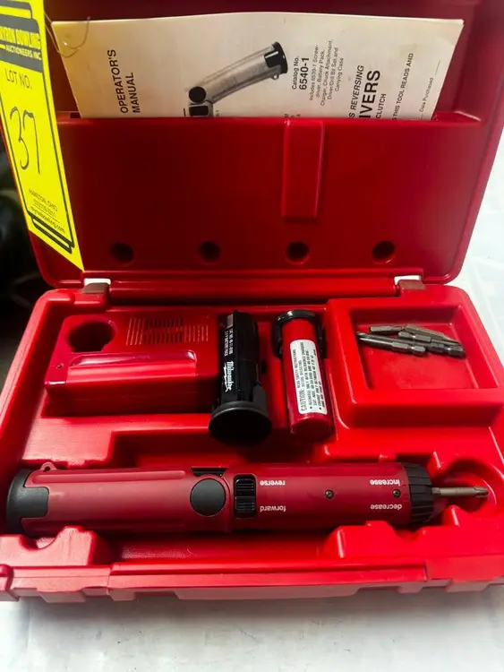 Used _UNKNOWN_ _UNKNOWN_ Screw Drivers Ohio US | Myron Bowling Auctioneers Inc #1504245