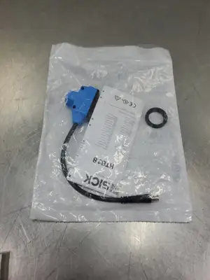 SICK HTB18-P2B2BH Photoelectric Sensor, P/N:1087781, 10-30VDC. 5C-28/3