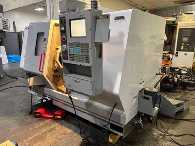 USED 2004 Haas SL-20T
