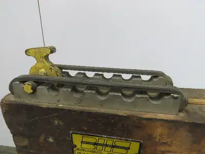 BHS 6000Lb Forklift Battery Lifter Beam 27-42" Adj Width Hooks