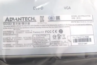 NEW ADVANTECH FPM-5171G INDUSTRIAL MONITOR FPM5171G