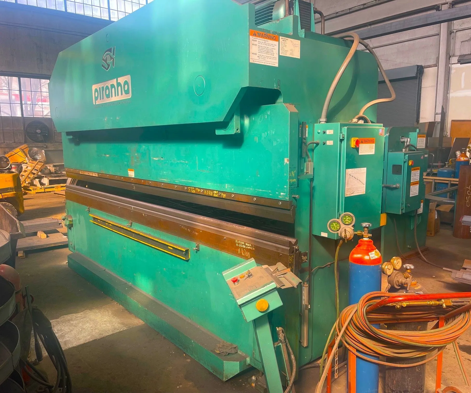 USED PIRANHA 175-14